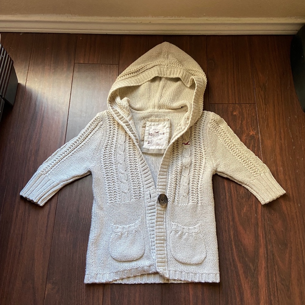 HOLLISTER Knitted Cardigan Cream Oatmeal Color Baby Doll 100% Cotton XS S